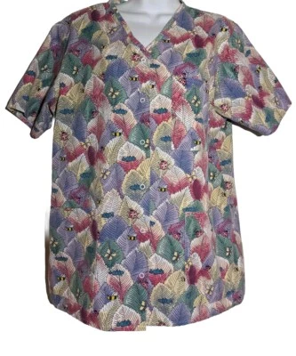 CREST Woman's Short Sleeve Snap-up Scrub Top - Size S - Image 1 of 4