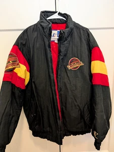Vintage 90's LOGO ATHLETIC Vancouver Canucks "Skate Logo" NHL Jacket Size Large - Picture 1 of 6