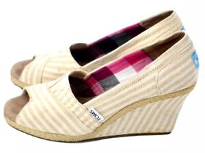 TOMS Wedge Calypso Shoes sz 7.5 Canvas Stripe Heel Peep Toe Slip-on Sandal