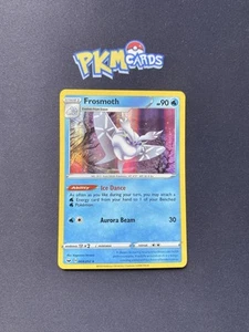 Juego de cartas coleccionables Pokémon Frosmoth espada y escudo 064/202 holograma raro LP. - Imagen 1 de 3