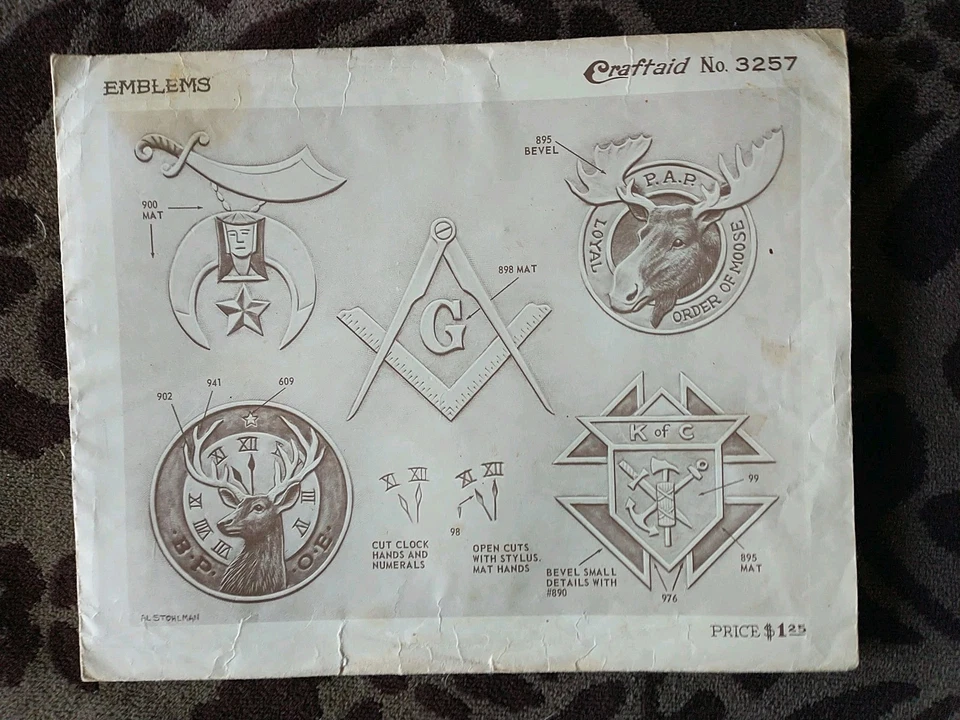 Plantilla grande vintage de cuero Craftaid n.º Emblemas 3257 Foto 1 de 1