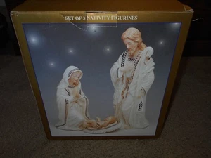 NEW Jade Porcelain Christmas Nativity Set Bon Ton Mary Joseph Baby Jesus BOXED - Picture 1 of 5