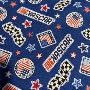 NASCAR Blanco Negro Azul Marino Tela de Algodón, Cuarto Graso, FQ 18" Largo x 21" - Imagen 1 de 1