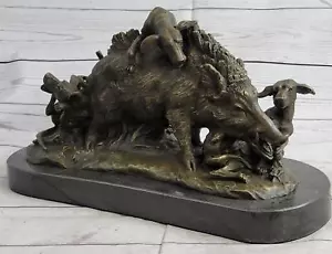 Jabalí atacado por perros salvajes escultura de bronce fundido en caliente arte de estatua por Lecourtier - Imagen 1 de 10
