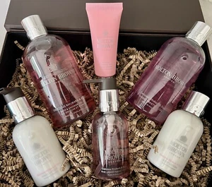 Molton Brown Luxury delicious rhubarb And Rose Boxed Gift Set ππ - Picture 1 of 1