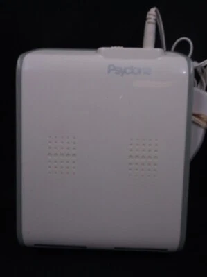 Psyclone Essentials Wii Charge Station Model PX6522 includes Base/Charging Cable - Image 1 of 4