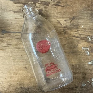 Roberts Dairy Vintage Half 1/2 Gallon Milk Bottle Favorite For Three Generations - Picture 1 of 16