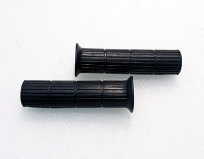 HONDA CA175 CB100 CB125 CL100 CL90 CT90 S65 S90 SS125 HANDLE BAR GRIP NEW RH LH - Image 1 of 4