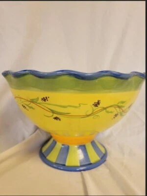 Pfaltzgraff Secrets of Pistoulet  9" Pedestal Ruffled Party Bowl~Footed~Retired - Image 1 of 4