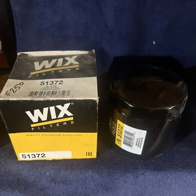 Wix 51372 Oil Filter for 2004-2007 Ford F-150-250 5.4L V8 BI-FUEL SOHC - Image 1 of 2