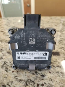 OEM | Módulo sensor de distancia de control de crucero Jeep Grand Cherokee 2020-2022 - Imagen 1 de 5