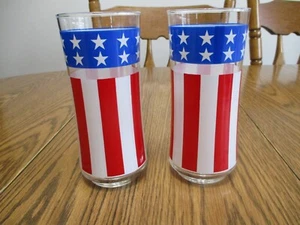 Set Of 2 Vintage Libbey Stars and Stripes Patriotic USA Drinking Glass Tumblers - Picture 1 of 7