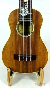 Alulu massive Akazie Koa Konzert Ukulele, Traubenrebe MOP Intarsien, Hartschalenkoffer, HUA96 - Bild 1 von 7