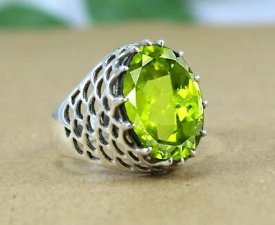 Solid 925 Sterling Silver AAA Green Peridot Zircon Gemstone Signet Men's Ring - Image 1 of 4