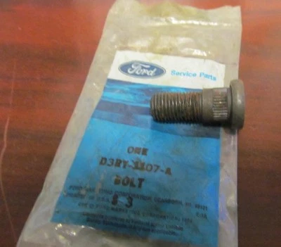 1973 - 74 NOS Mercury Capri 轮毂凸耳螺栓 — 第 1/4 张图片