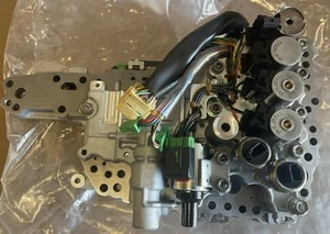 Cuerpo de válvula de transmisión CVT JF011E para Mitsubishi Outlander 2008-2017 2,0 L 2,4 L - Imagen 1 de 5