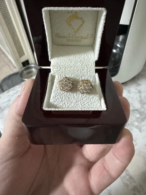 Flower Set diamond earrings - Image 1 of 3