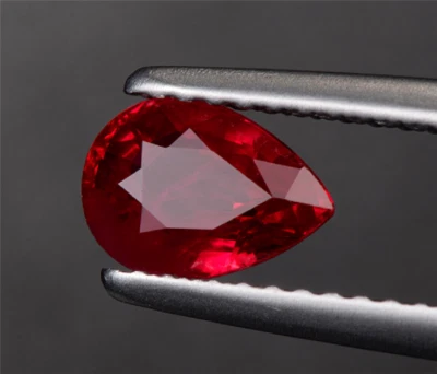High quality Pear Cut Pigeon Blood Red Ruby Lab-Created AAAA+ Loose Gemstones - Image 1 of 4
