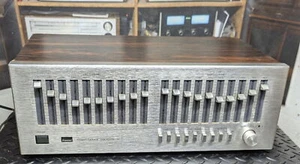 Sansui SE-7 10 Band Graphic Equalizer. Klassisches silbernes Gesichtsmodell - Bild 1 von 7