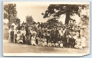 RPPC Großes Familientreffen um 1918 Postkarte - Bild 1 von 3