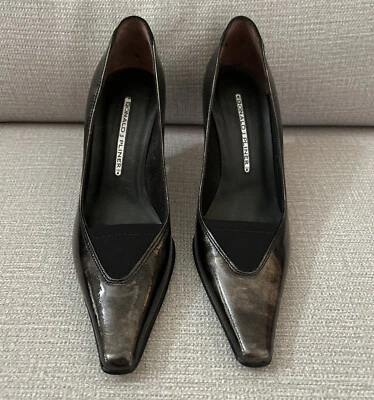 Bomba Donald Pliner Marie Negro Bronce Charol Negro Inserto Elástico Talla 6.5 Foto 1 de 4