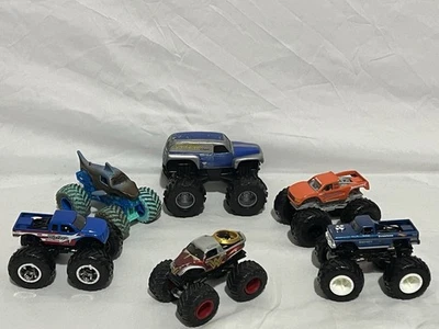 Mini Monster Trucks Die-cast lote mixto de 6 Foto 1 de 4