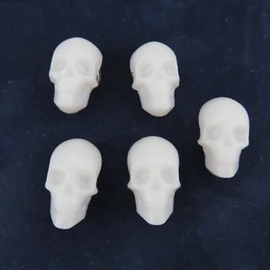 WHITE SKULL Shoe Charms for Shoes Wristbands Set 5 3D Designer Luxury Halloween - Picture 1 of 6