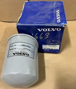 Filtro olio nuovo NOS Volvo VOE 14532687 - Foto 1 di 3