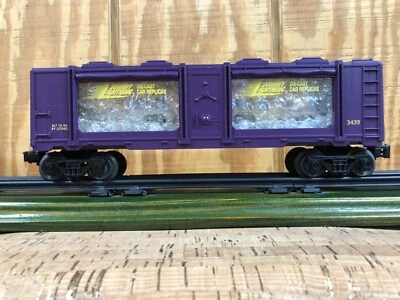 Lionel 6-16757 JOHNNY LIGHTNING Display Boxcar with Autos - Image 1 of 4