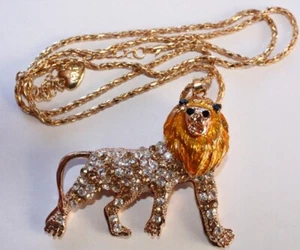 NWT Gorgeous Statement Necklace Lion Covered In Rhinestones on 31 inch Chain - Bild 1 von 6