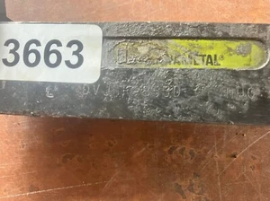 Used Kennametal DVJNR-853D Tool Holder - Picture 1 of 2