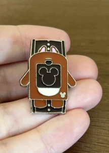 P2 DISNEY PIN HIDDEN MICKEY SERIE BÄR UHRENBAND SCHNELLER PASS - Bild 1 von 2