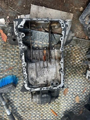 06-17 LEXUS IS250 IS350 GS300 GS350 GS450 RC350 OEM RWD ВЕРХНИЙ МАСЛЯНЫЙ ПОДДОН ДВИГАТЕЛЯ - Изображение 1 из 2