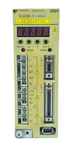YASKAWA ELECTRIC SGDM-01ADA SERVOANTRIEB/VERSTÄRKER 1-PHASIG/230 VAC - Bild 1 von 10