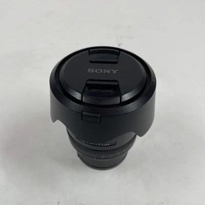 Sony FE 24mm f/1.4 E-Mount Full-Frame SEL24F14GM Auto & Manual Lens with Extras - Image 1 of 4