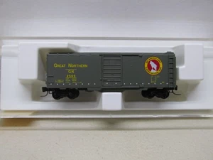 Z SCALE ~MICRO TRAINS # 14135-2 ~ GREAT NORTHERN 40' BOX CAR # 2505 - Picture 1 of 4