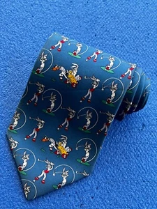Authentic LOONEY TUNES Bugs Bunny Goffer Design On Blue  100% Silk Necktie Tie - Picture 1 of 13