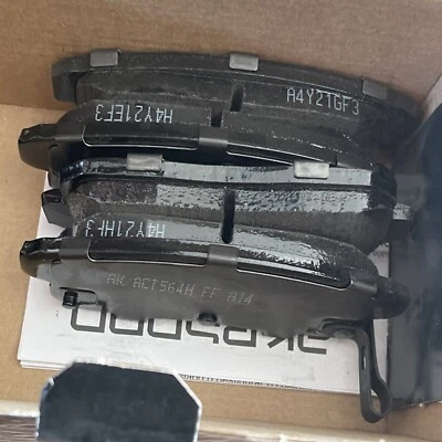 Rear ProAct Disc Brake Pads Akebono ACT1008 for Infiniti I35 G20 Nissan Sentra - Image 1 of 3