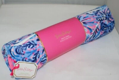Lilly Pulitzer Blue Peri Takin it Easy Beach Towel 40"W X 70"H #550831 NWT  - Image 1 of 4