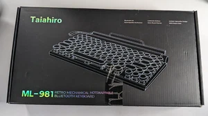 Taiahiro ML-981 Retro Mechanical Keyboard- Pink, Blue Switch - Picture 1 of 3