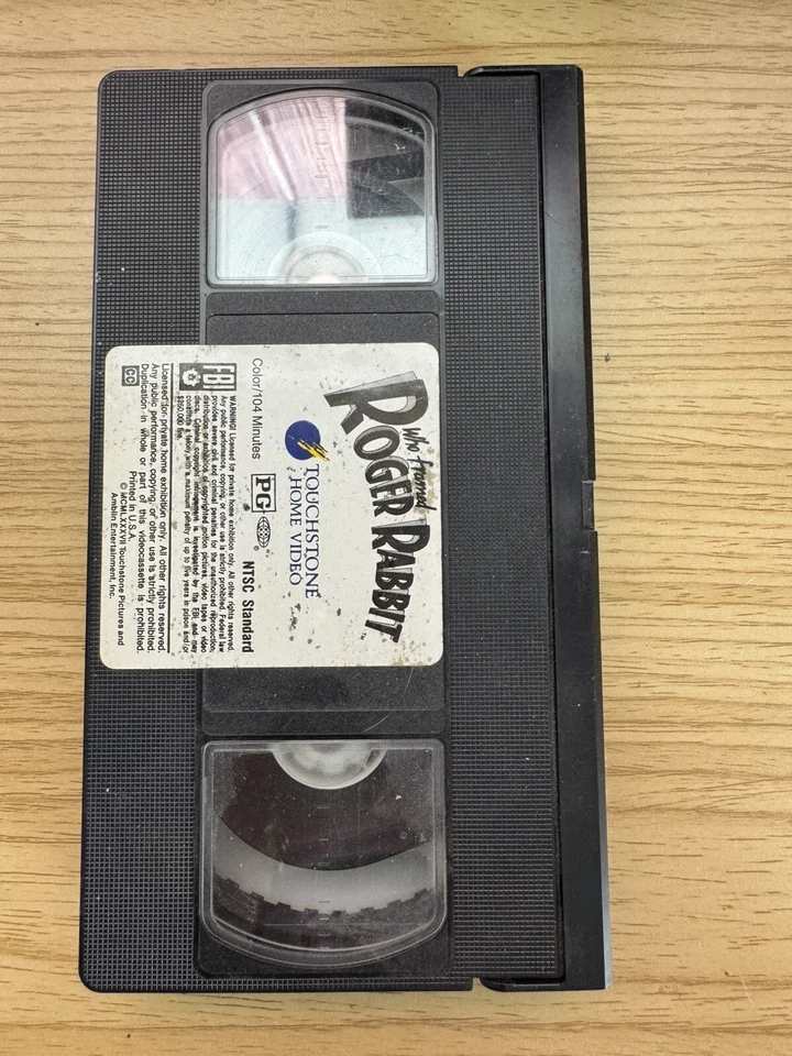 Who Framed Roger Rabbit VHS Vintage Pre-owned No CASE. Tape Only - Image 1 of 1