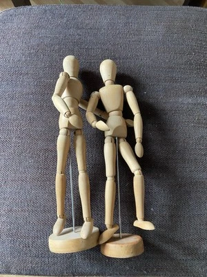 Bewegliche Holzfigur  - Bild 1 von 2