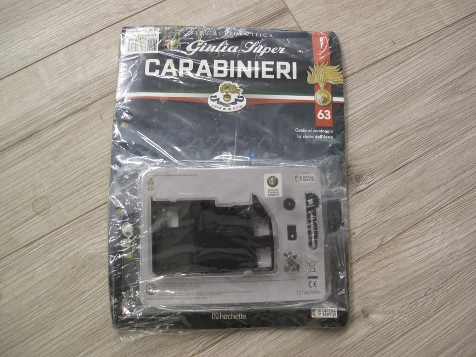 ALFA ROMEO GIULIA SUPER 1600 CARABINIERI HACHETTE 1/8 SPARE PARTS PARTI #63 - Immagine 1 di 1