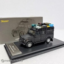 Land Rover Defender 110 Matte Black Master 1/64