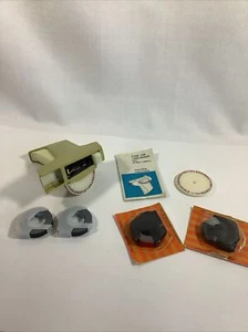 Vintage Dymo Label-it 1700 With Label Tape Instructions Tape Extra Wheel - Picture 1 of 11