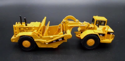 NICE Norscot Caterpillar Cat 627G Wheel Tractor Scraper Die-Cast - Image 1 of 4