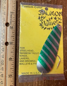 Esca da Pesca Vintage Salmon Slamer Argento con Strisce Fiocco Verde Made in USA NOS - Foto 1 di 3