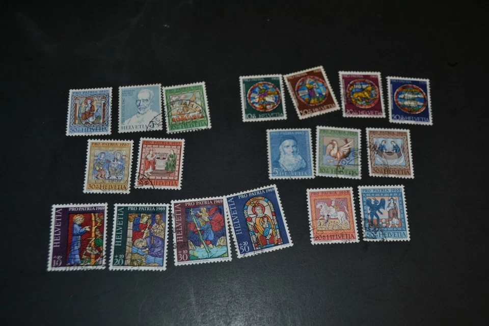 CONJUNTOS USADOS SEMIPOSTALES SUIZA SCOTT #B345-B349 #B365-369 B374-377 B382-385 Foto 1 de 1