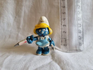 PUFFI SMURF PUFFO PUFFETTA INFERMIERA SCHLEICH MADE IN HONG KONG - Foto 1 di 2