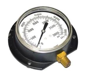 MARSHALL TOWN 0-3000 PSI PRESSURE GAUGE 0-20000 KPA 1/4" NPT BOTTOM MOUNT - Picture 1 of 1